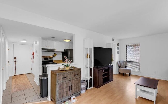 Building Photo - 209 Molokai Vlg