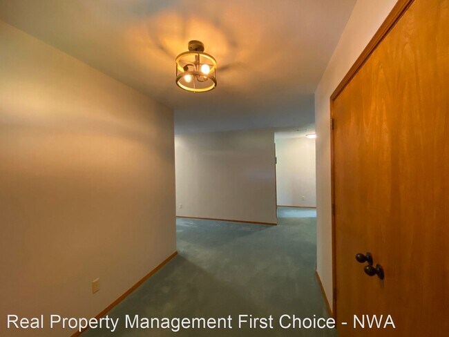 Building Photo - 3 br, 3 bath House - 20466 Sonora Road