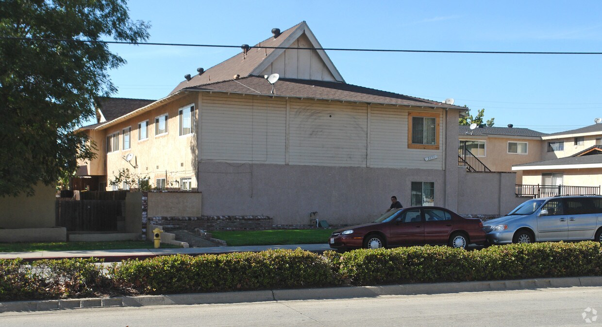 Foto del edificio - 2173 Towne Ave
