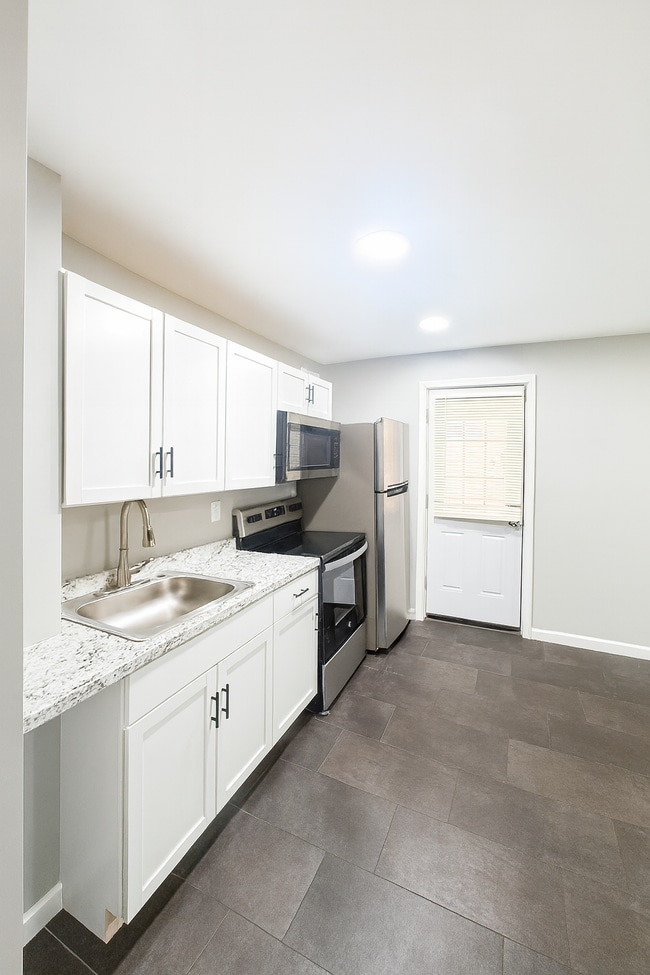 Building Photo - 41 Fayette St