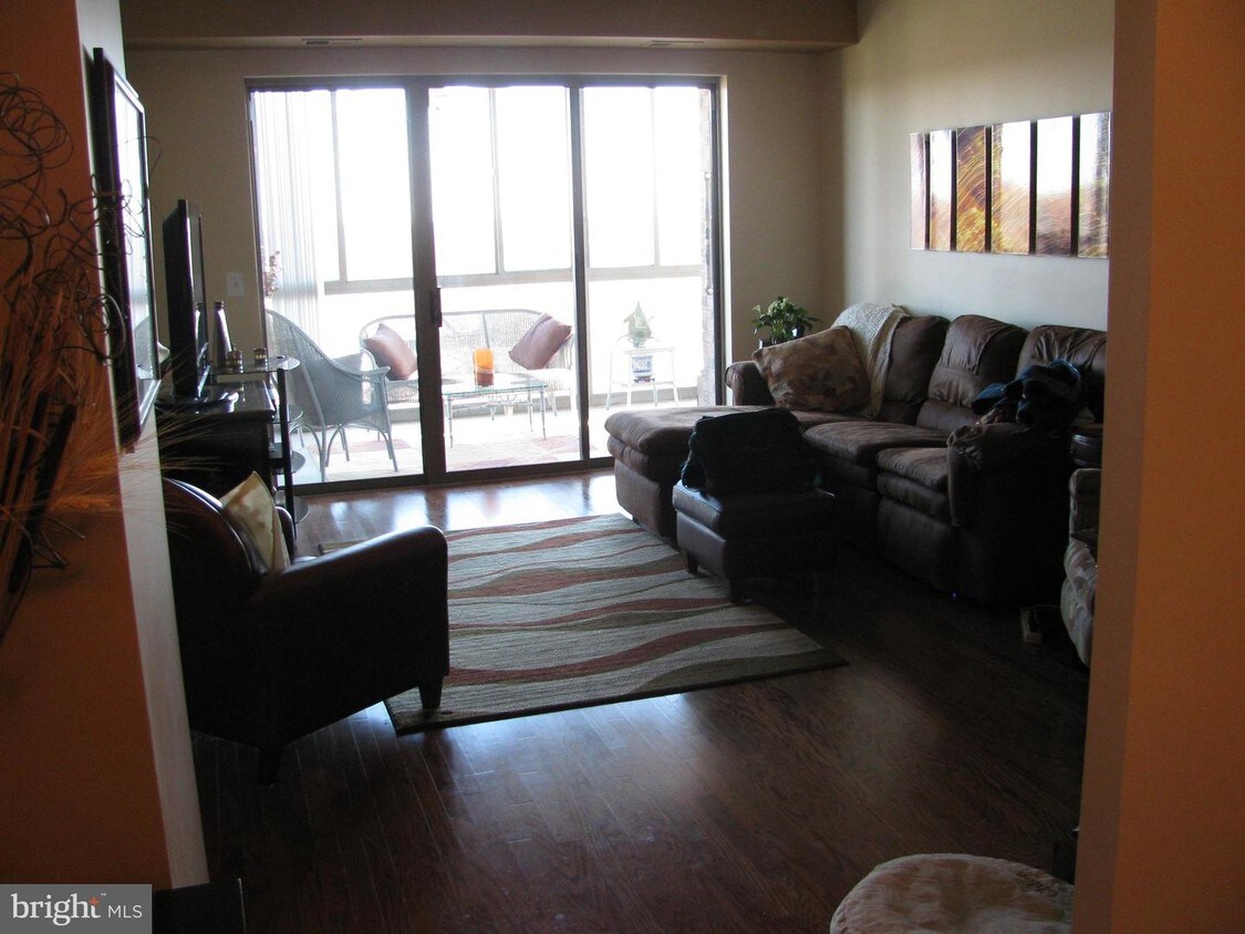 Foto principal - 3200 N Leisure World Blvd