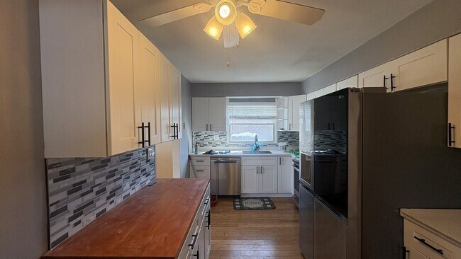 Foto del edificio - 86 Notre Dame Ave