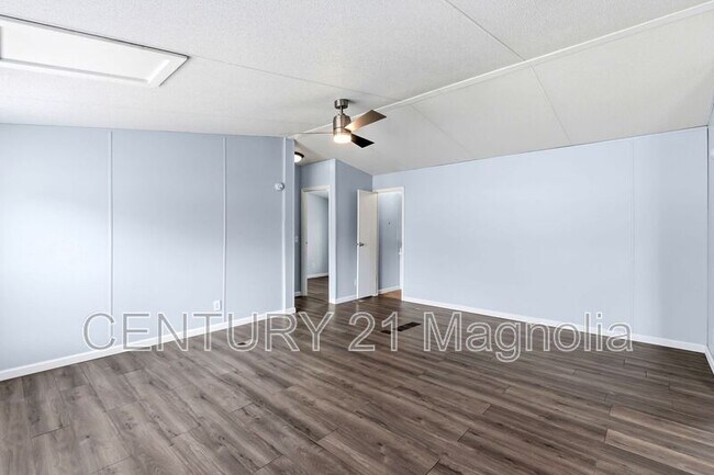 Foto del edificio - 735 Bennock Mill Rd