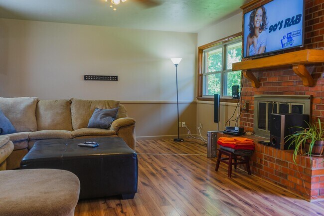 Foto del edificio - 1001 W Will Rogers Dr