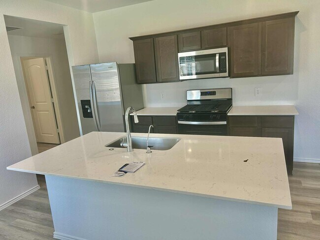 Foto del edificio - 1002 Muscadine Vine Ln
