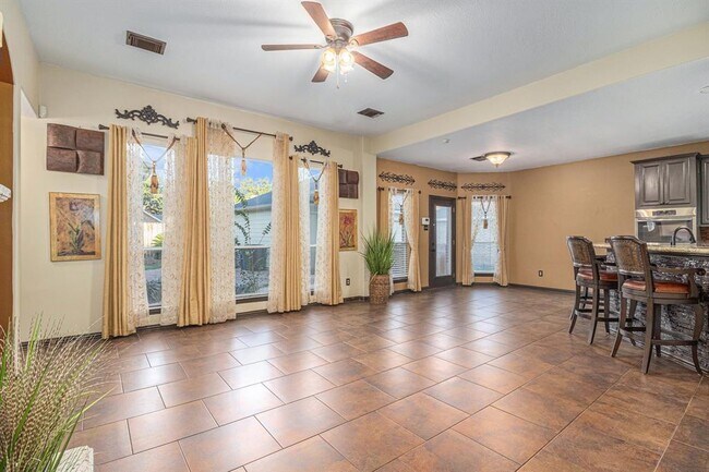 Foto del edificio - 4508 Biscayne Bend Ln