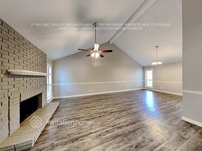 Foto del edificio - 2512 Freedom Ln