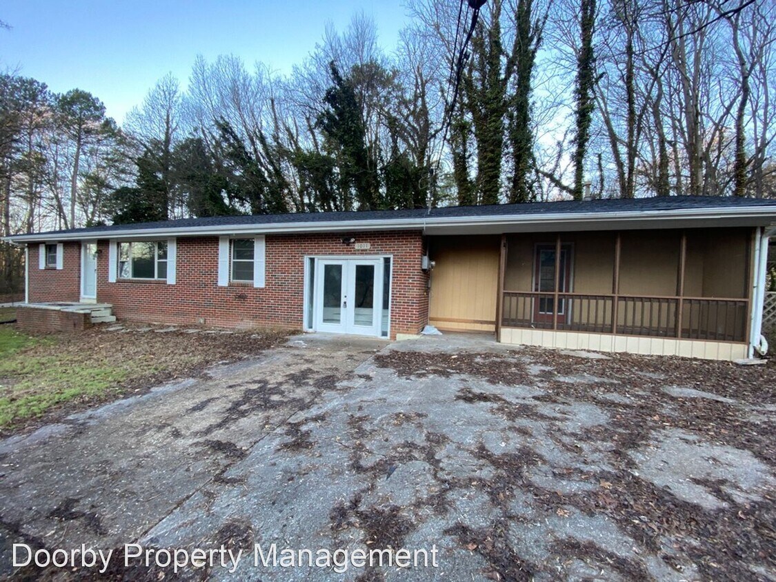 3 br, 2 bath House 1011 Dry Creek Ln. House Rental in Middle Valley