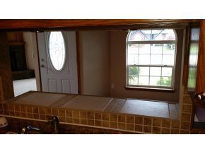 Building Photo - Exceptional 3-bed, 2-bath 2-car garage in ...
