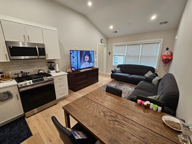 Foto del edificio - 9 Everett Sq