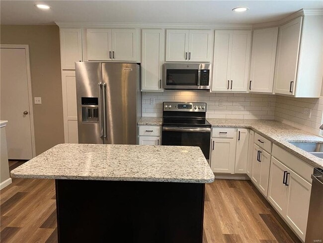 Foto del edificio - 762 La Feil Dr