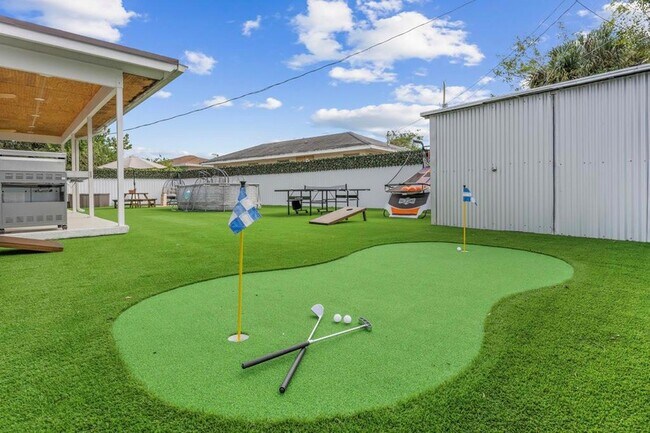 Photo - 2128 Dock St House