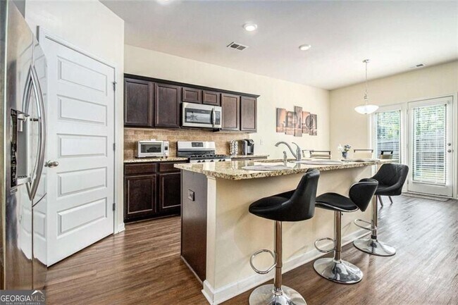 Foto del edificio - 3744 Hampshire Walk SW