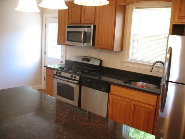 Foto principal - Alewife / Davis Square area, 2 bedroom, 1....