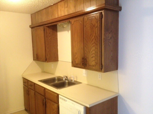 Foto principal - 2111 NW Lindy B7Lawton