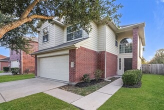 Building Photo - 5406 Rio Ramos St