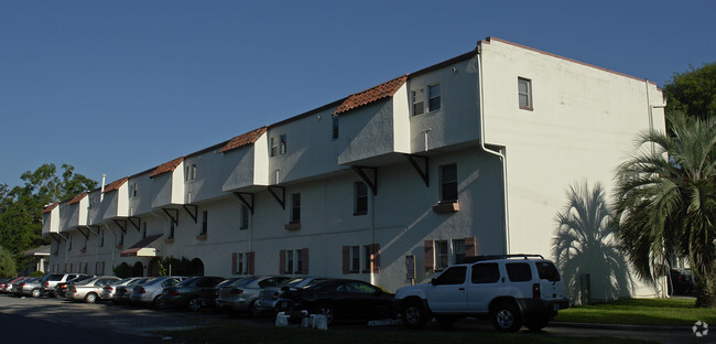 Foto del edificio - Campus Walk Apartments