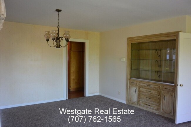 Foto del edificio - 3 Bed/2 Bath Single Level Country Home wit...