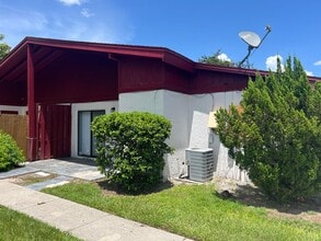 Building Photo - 4123 Spitfire Ave
