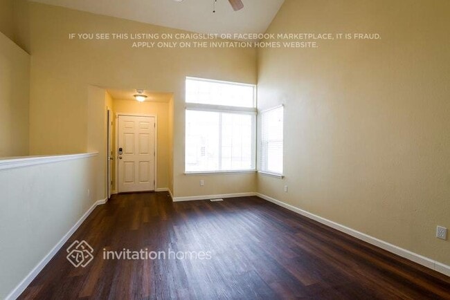Foto del edificio - 7263 Creekfront Dr