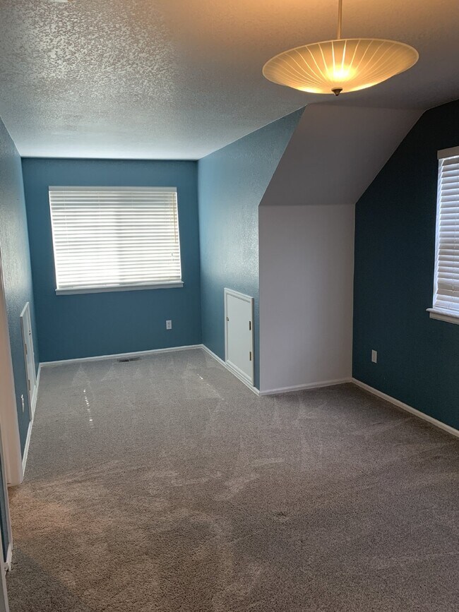 Building Photo - *September Availability! Amazing 4-Bed Sloans Lake Home!