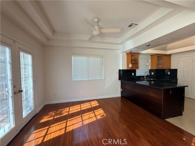 Foto del edificio - 1501 Rose Ct