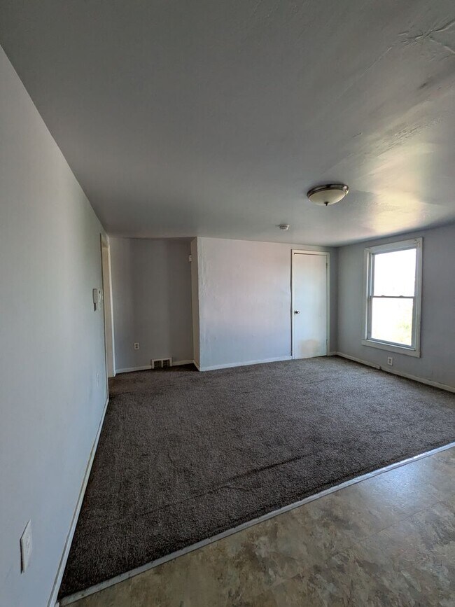 Foto del edificio - 447 Hays Ave