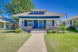 Building Photo - 2224 San Emidio St