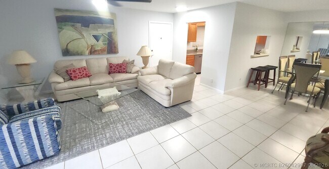Foto del edificio - 171 Deer Creek Blvd