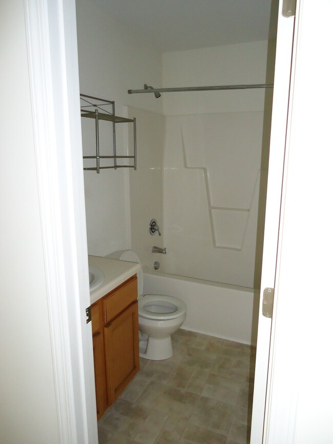 Building Photo - 202 Blackhawk Trail