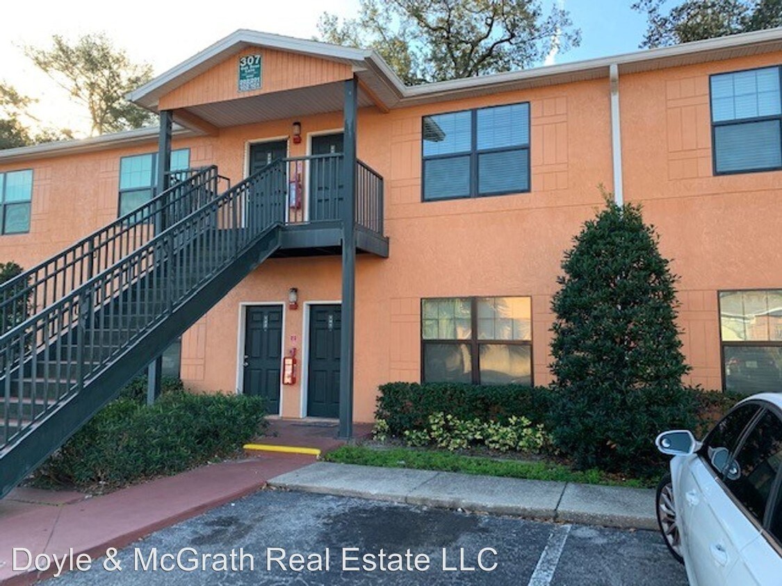 307 Oak Rose Ln, Tampa, FL 33612 House Rental in Tampa, FL