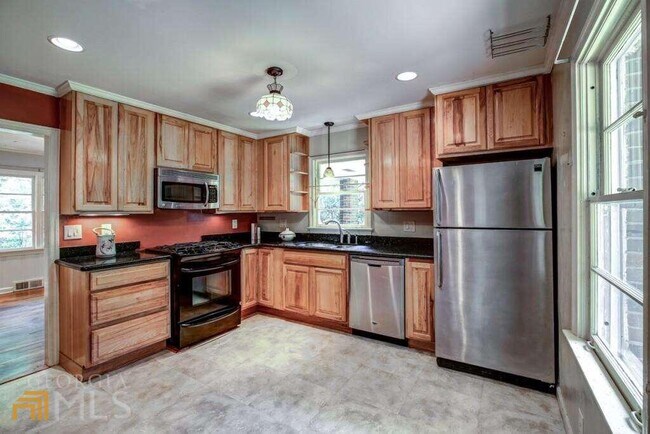 Foto del edificio - 352 W Parkwood Rd