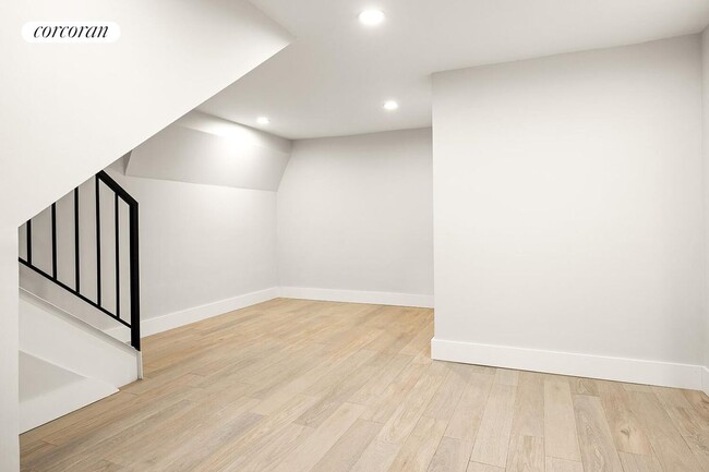 Foto del edificio - 573 Gates Ave