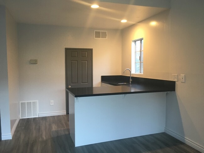 Building Photo - 3462 Floyd Ter