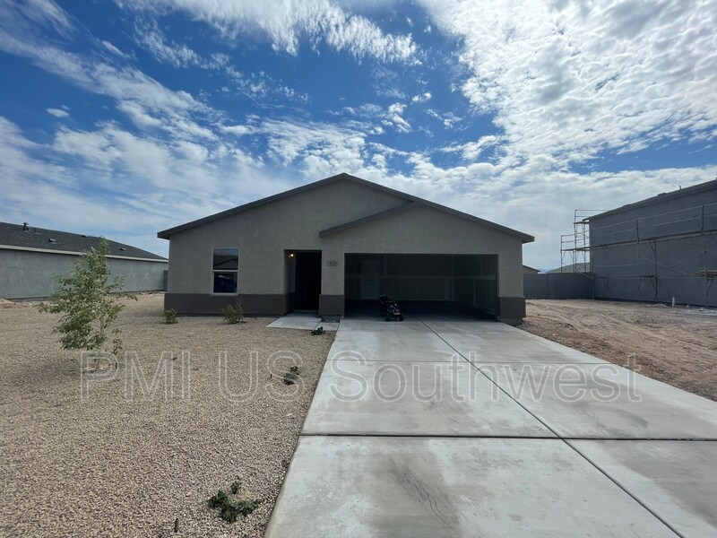 Primary Photo - 520 Ramar Rd