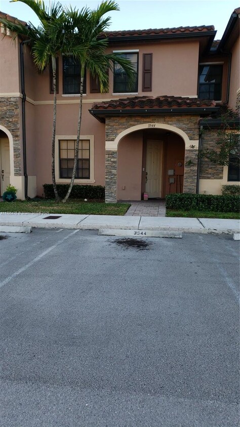 Primary Photo - 3544 W 88th Terrace