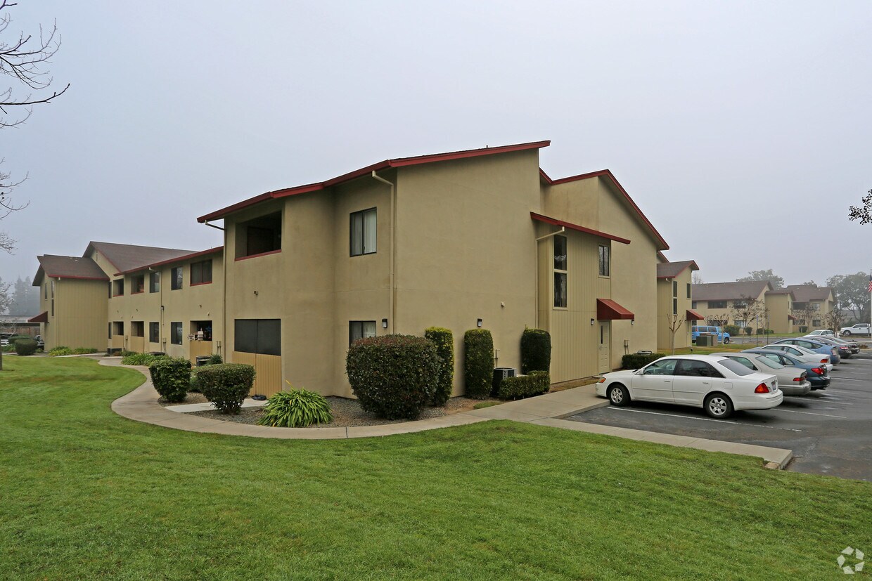 Lodi Commons Senior Living 115 Louie Ave Lodi, CA