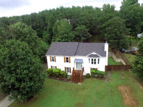 Building Photo - 84 Indian Hills Dr