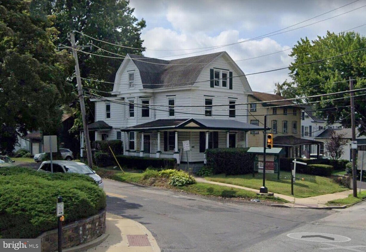 Foto del edificio - 2587 Huntingdon Pike