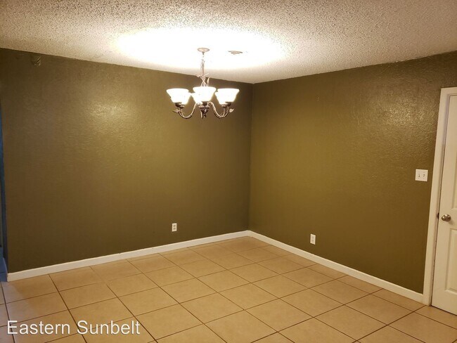Building Photo - 4 br, 1.5 bath House - 237 New Mexico