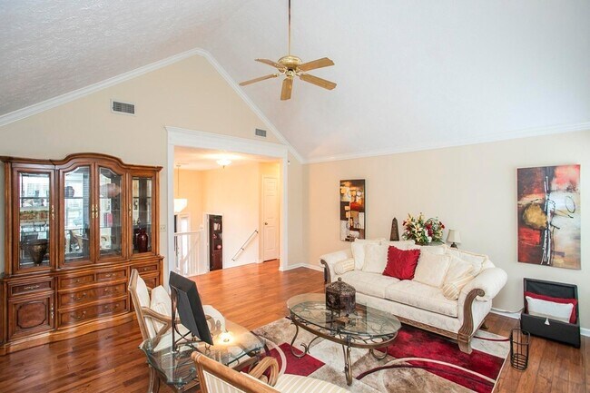 Building Photo - 1508 Clover Ct