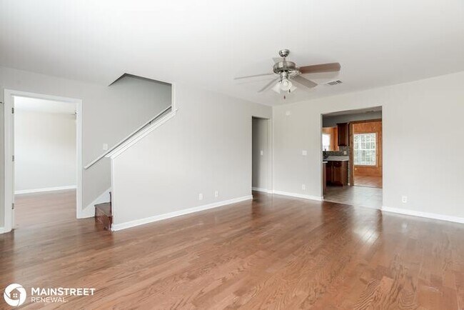 Foto del edificio - 101 Lyndhurst Dr, La Vergne, TN 37086