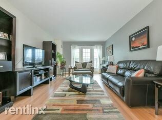 Foto del edificio - 1 br, 1 bath - 300 Allston St Apt 210