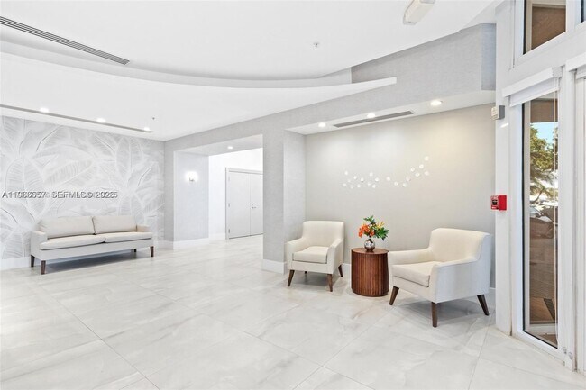 Foto del edificio - 3001 S Ocean Dr