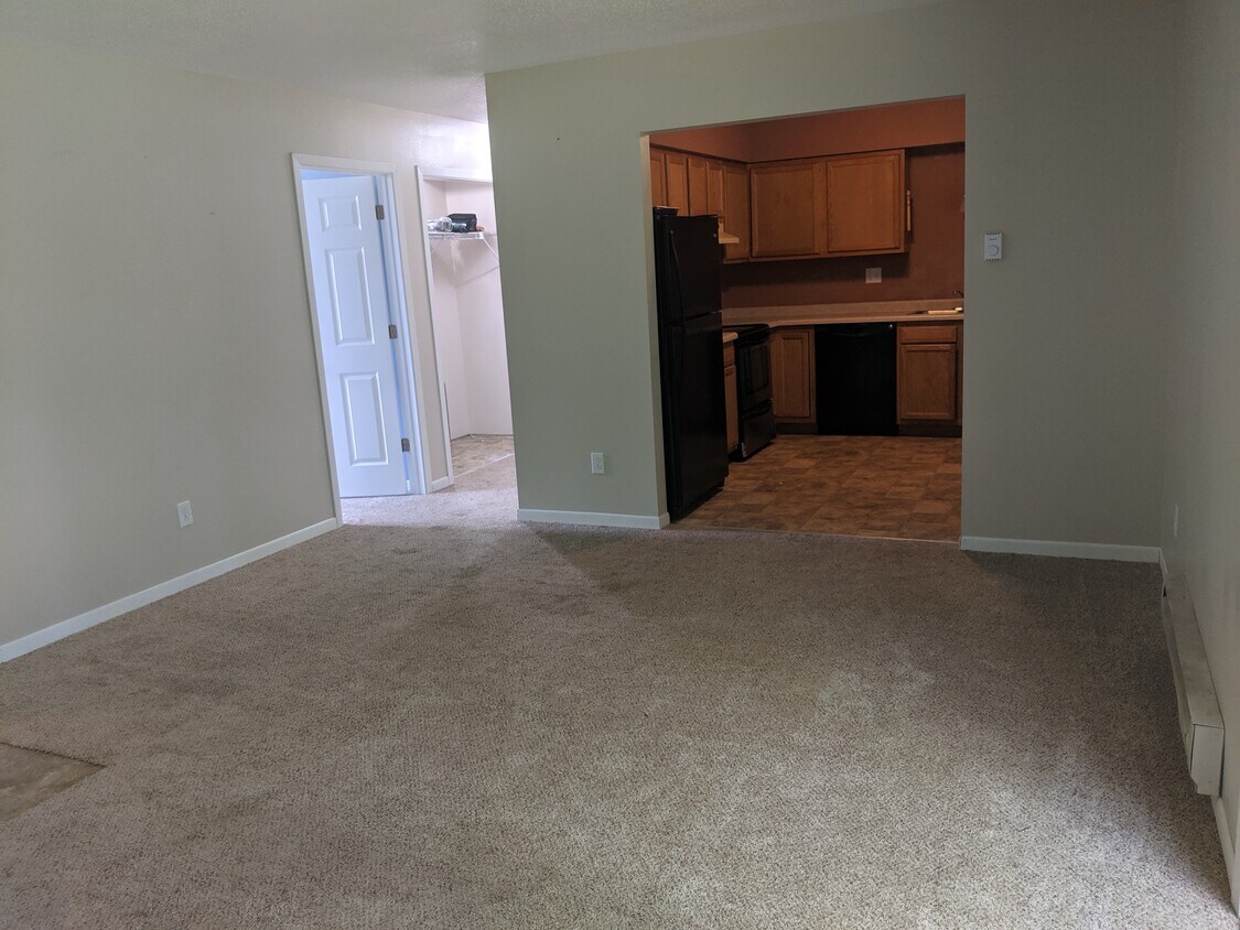 522 /524 Bluebird Ct, Onalaska, WI 54650 Townhome Rentals in Onalaska