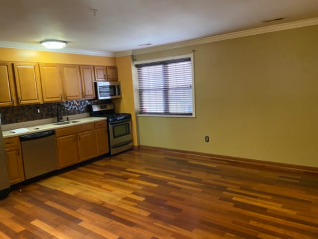 Photo - 3214 8th St SE Apartment