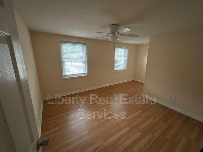 Foto del edificio - 616 1st St