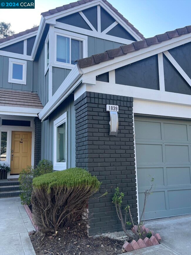 Building Photo - 1839 Eagle Peak Ave