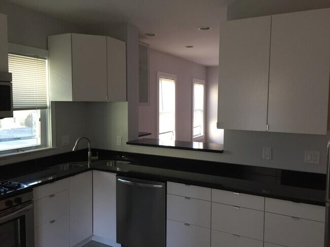 Foto del edificio - 280 Cypress St