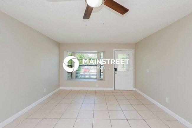 Foto del edificio - 3 Bedroom Pet-Friendly Home in TAMPA, FL w...